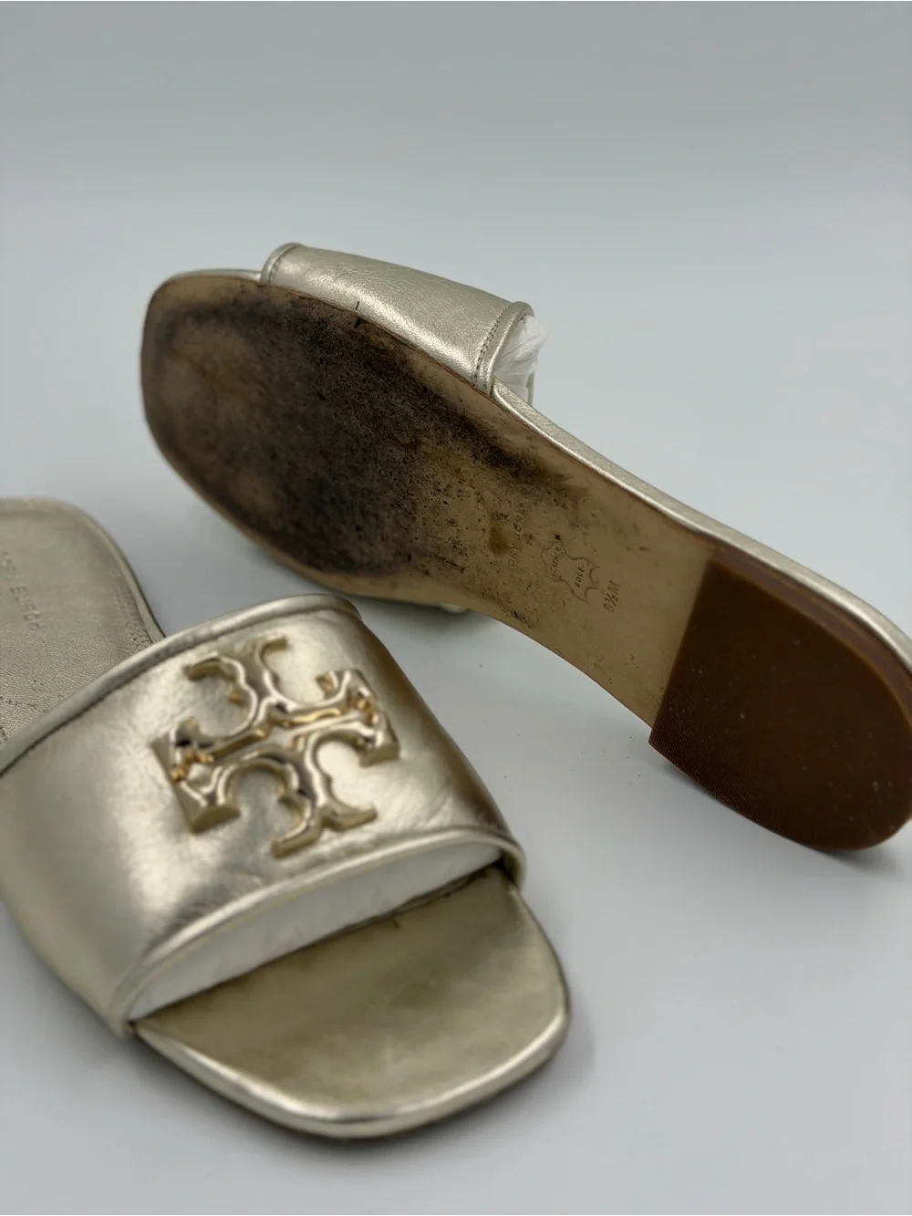 Tory Burch Metallic Gold Double T Slide Sandals – Size 8.5